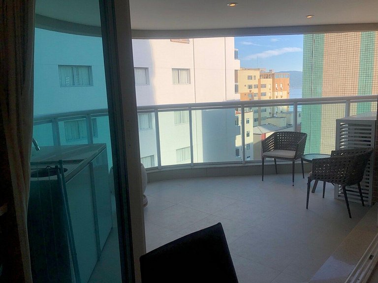 2 quartos- Estanconfor Vista Mar AC garagem sacada