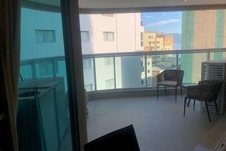2 quartos- Estanconfor Vista Mar AC garagem sacada