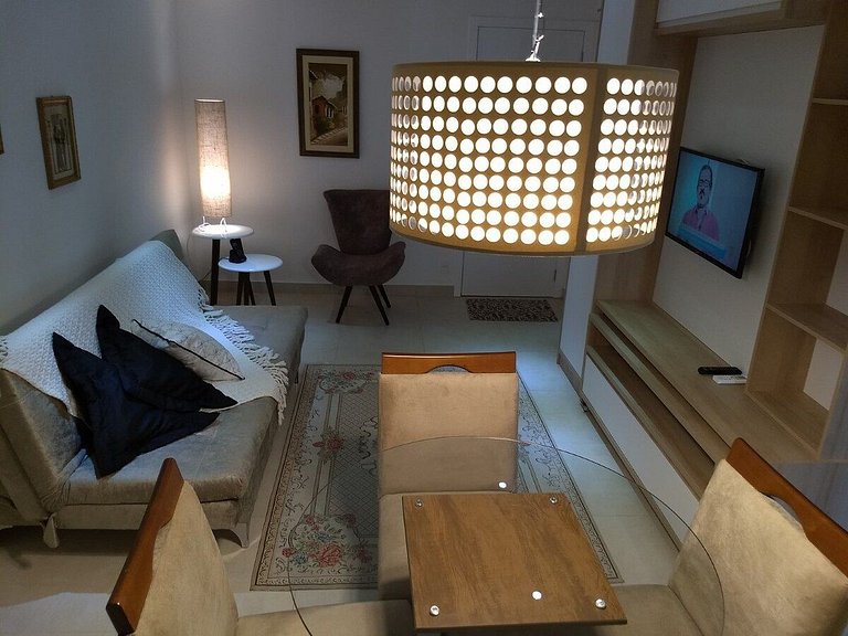 Estanconfor Santos Vista Mar AC garagem arrumação andar bem