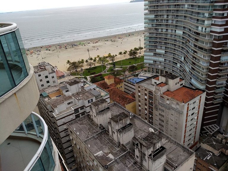 Estanconfor Santos Vista Mar AC garagem arrumação andar bem