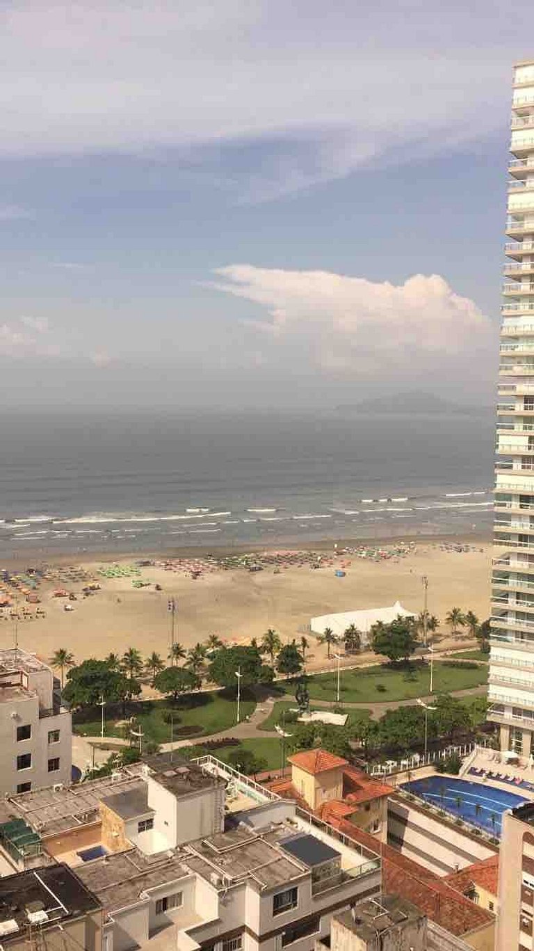 Estanconfor Santos Vista Mar AC garagem arrumação andar bem