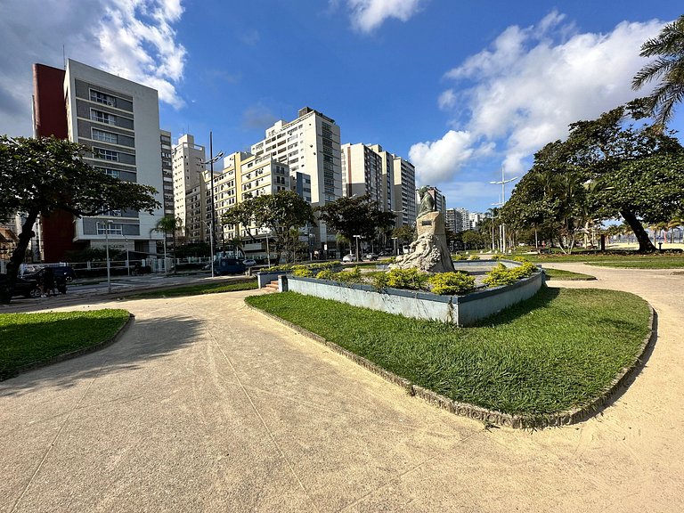 Frente Mar! 3 quartos e 2 vagas