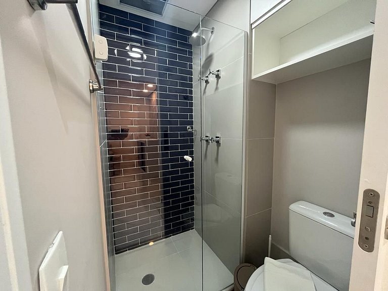 Unique, Ex-Estanconfor, veja o mar do apto 2406