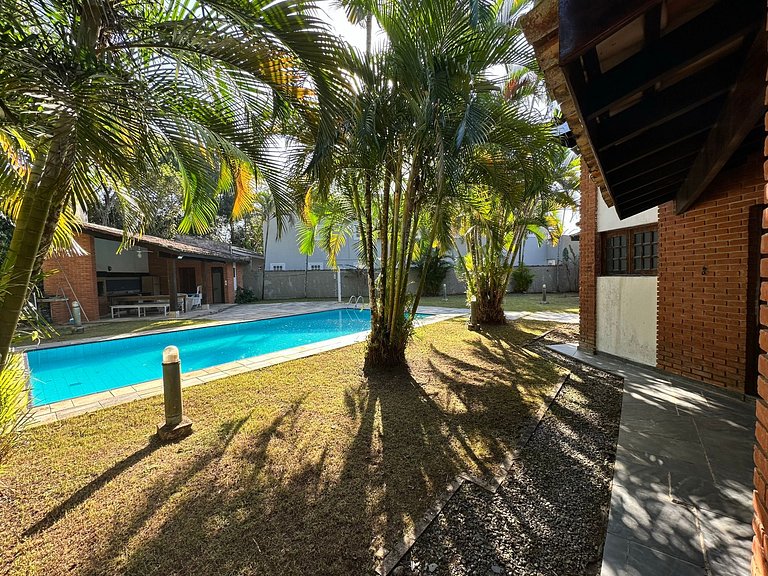 Casa 5 suítes, Piscina e Churrasqueira na Riviera em Bertiog