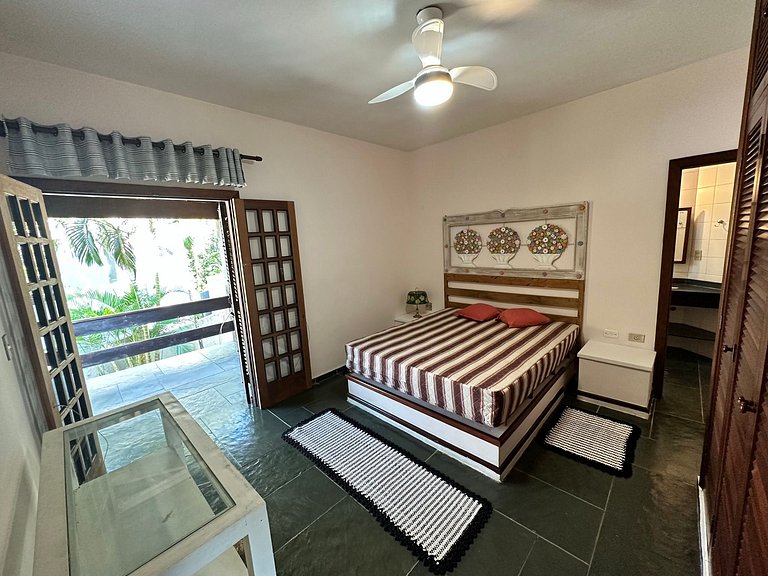 Casa 5 suítes, Piscina e Churrasqueira na Riviera em Bertiog