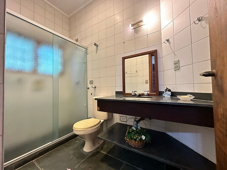 Casa 5 suítes, Piscina e Churrasqueira na Riviera em Bertiog