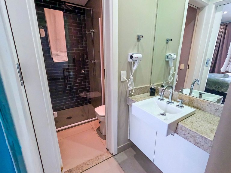 Unique (Ex-Estanconfor) veja o mar do apto 2403