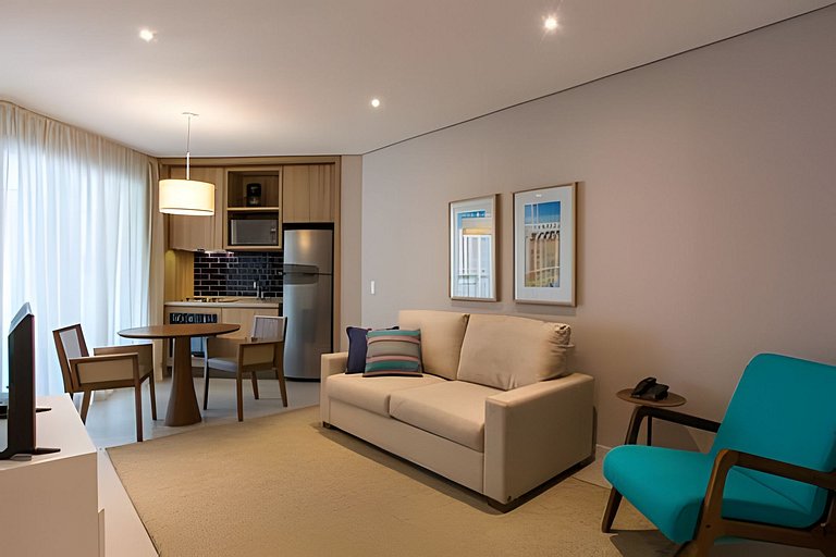 Unique (Ex-Estanconfor) com Ar Condicinado Piscina Apto1204