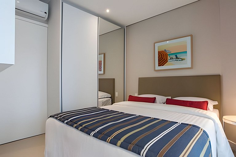 Unique (Ex-Estanconfor) com Ar Condicinado Piscina Apto1204