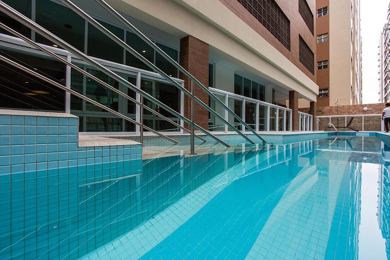 Unique com Garagem Ar Condicinado e Piscina Apto1204