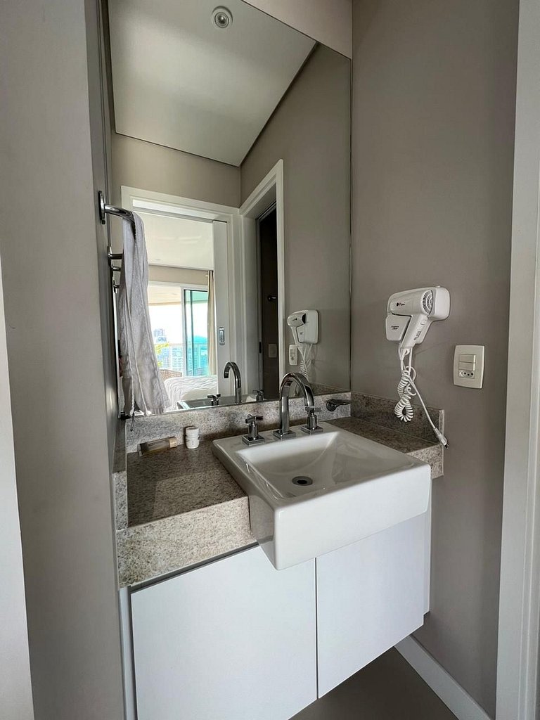 Unique Flat 24o andar com Vista Mar Incrível!