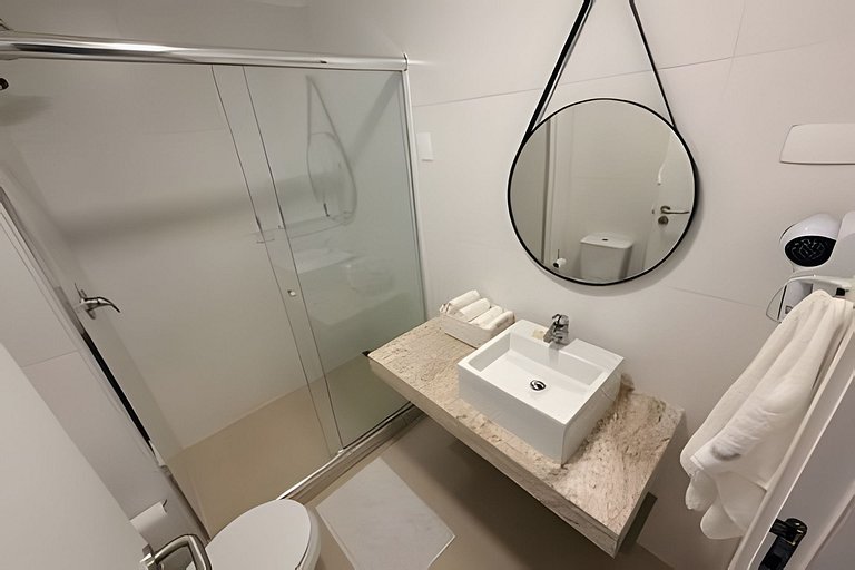 Stay Inn vista livre, piscina e ao lado da praia