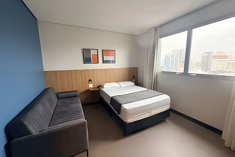 Stay Inn vista livre, piscina e ao lado da praia