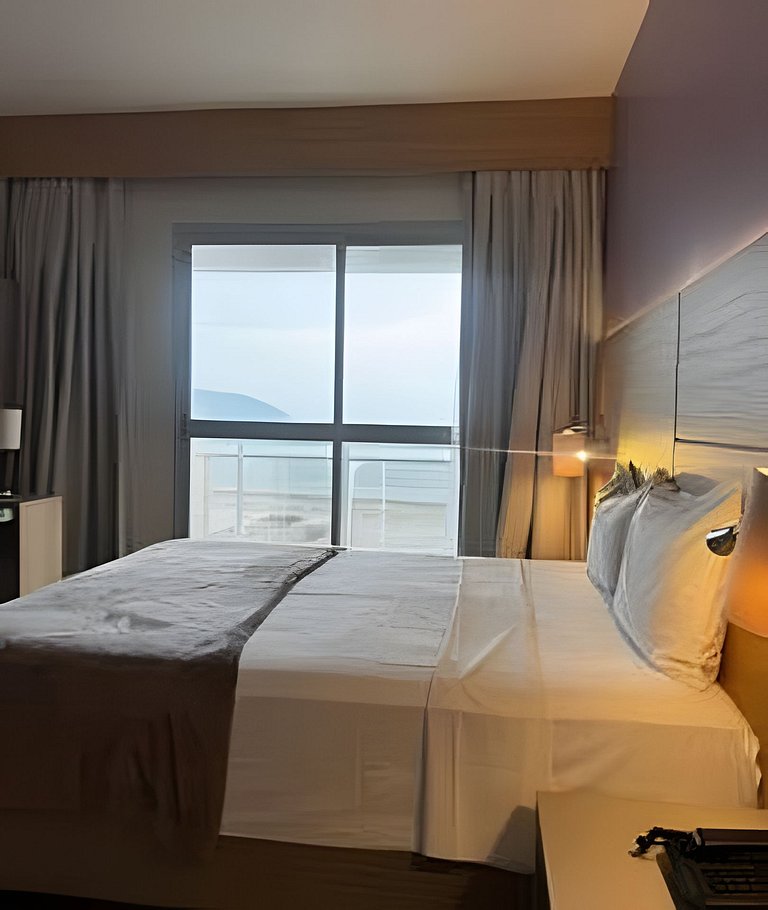 Flat Vista Mar c/ Varanda em Santos